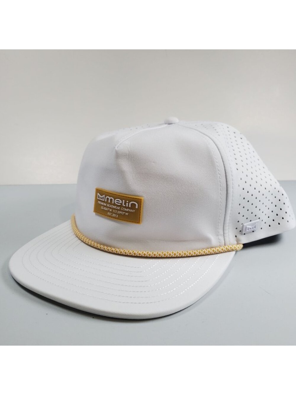 Melin Coronado Brick Hydro Hat Men Size XL NWT